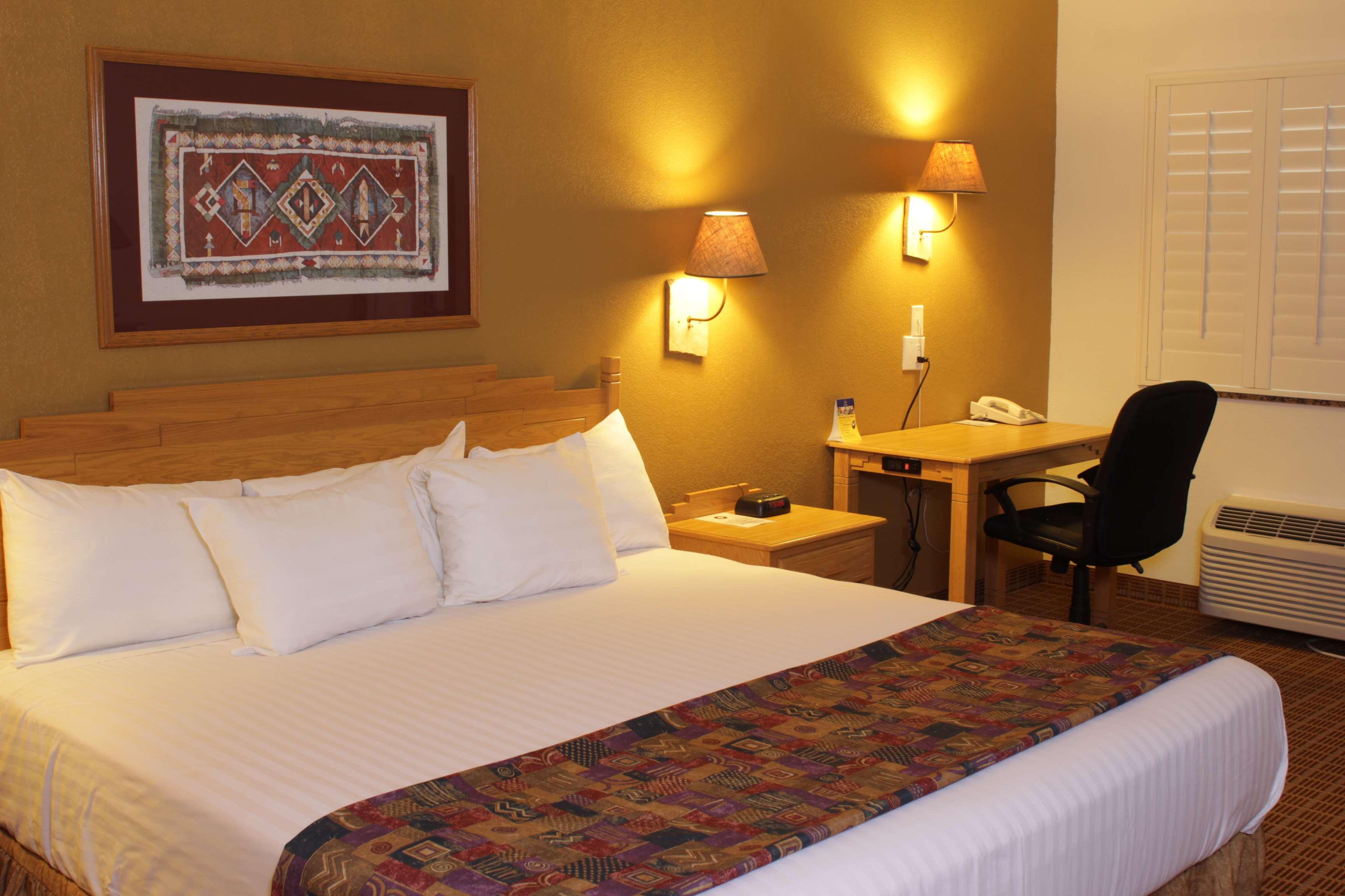 Best Western Gold Canyon Inn & Suites Bagian luar foto