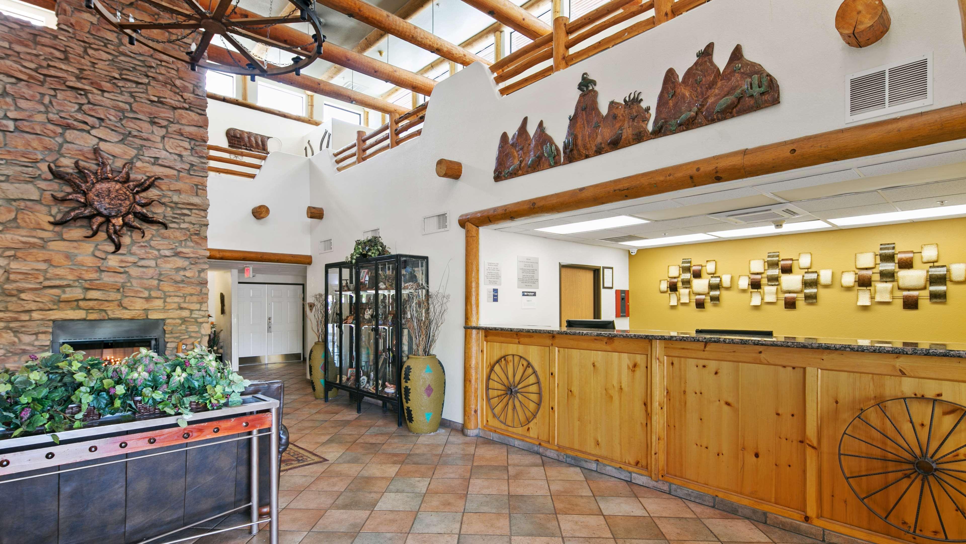 Best Western Gold Canyon Inn & Suites Bagian luar foto