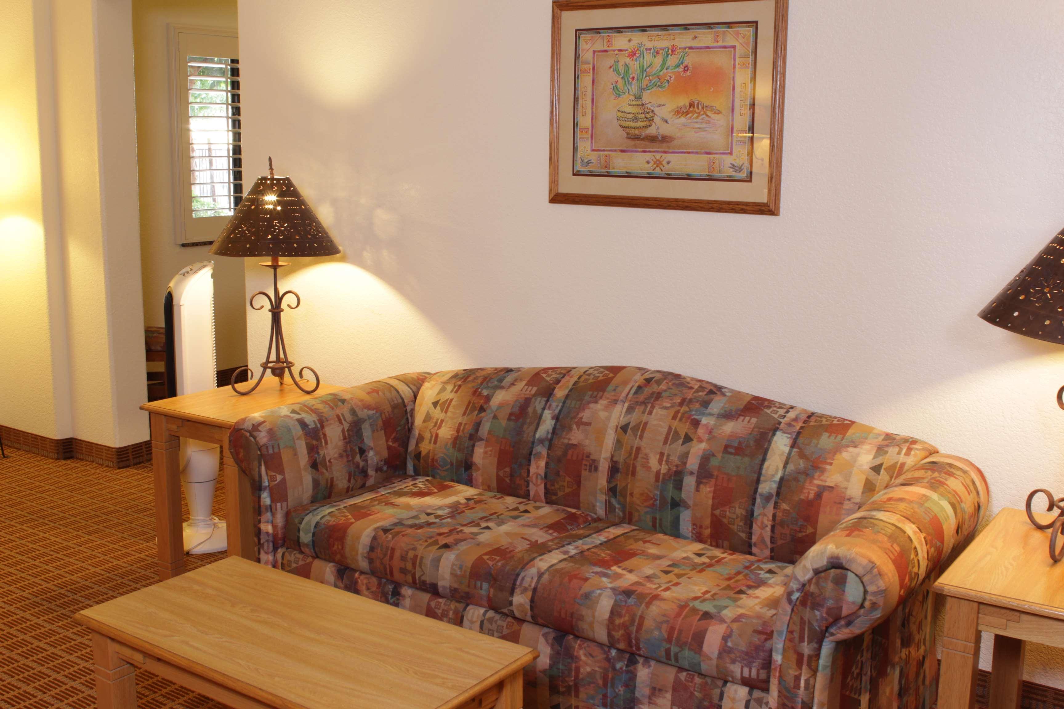 Best Western Gold Canyon Inn & Suites Bagian luar foto