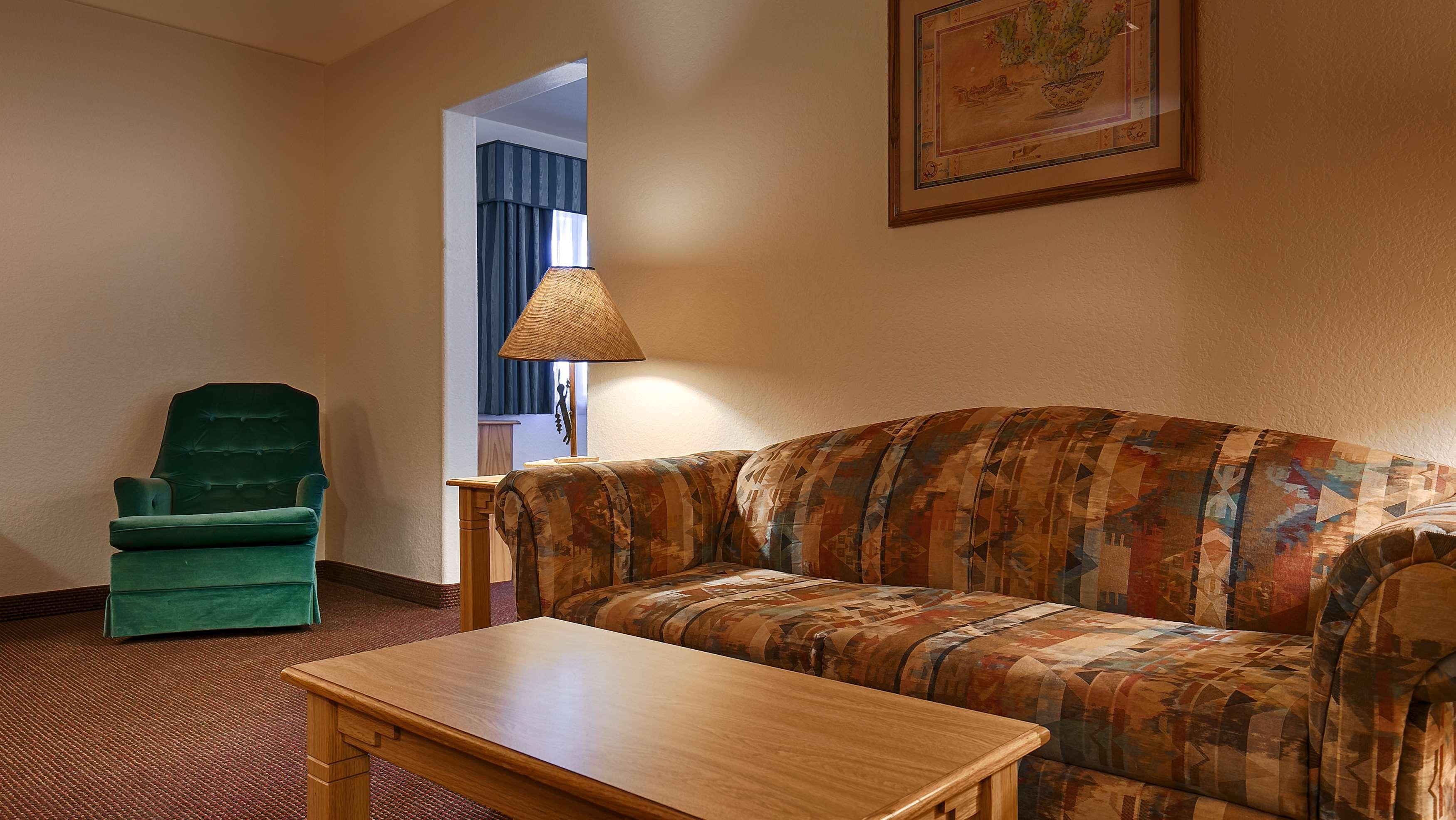 Best Western Gold Canyon Inn & Suites Bagian luar foto
