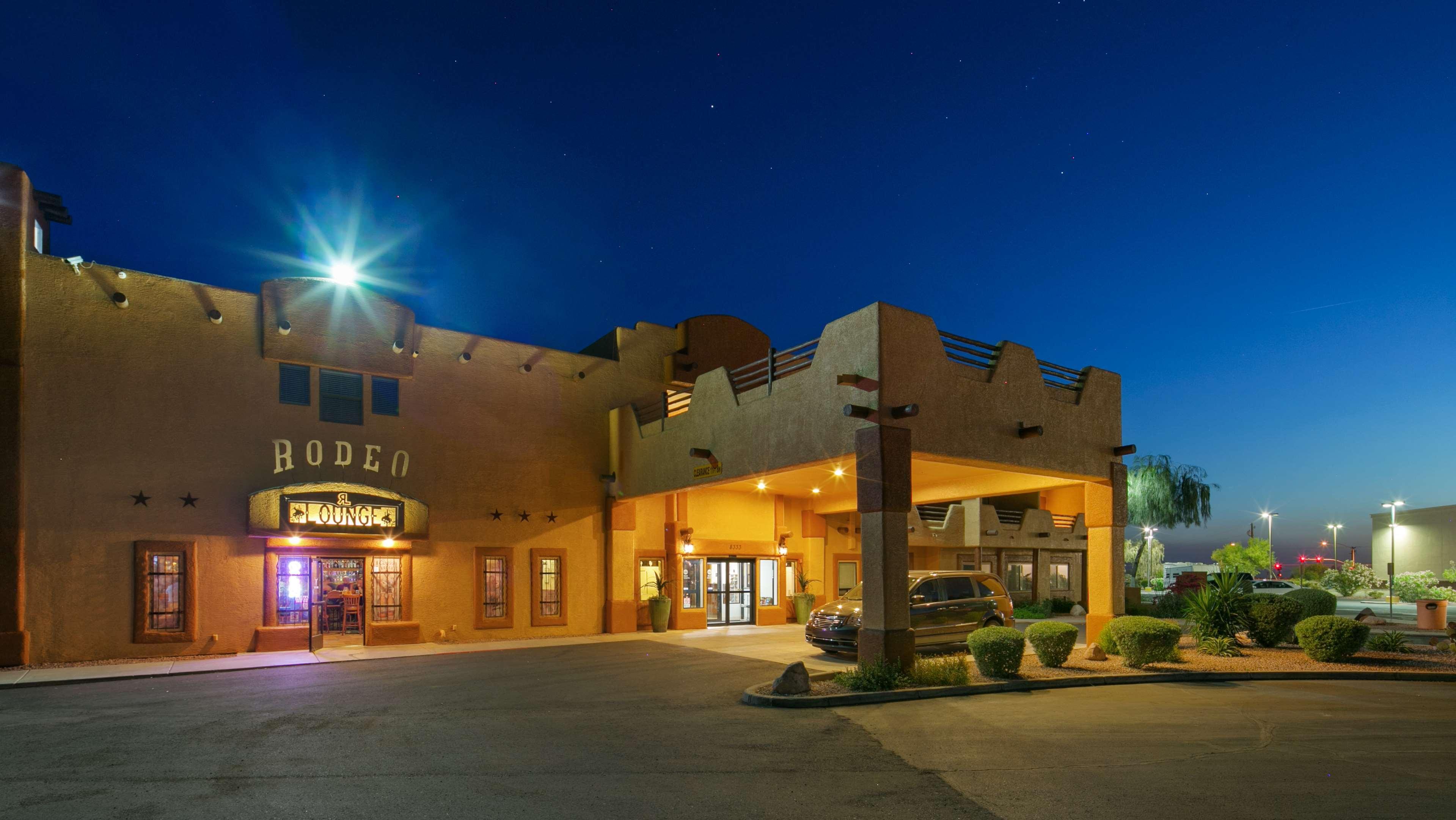 Best Western Gold Canyon Inn & Suites Bagian luar foto
